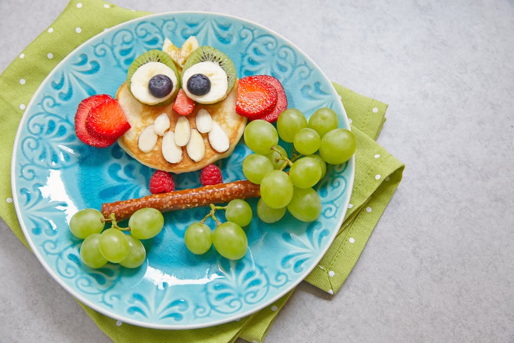 owl made from pancakes and fruit