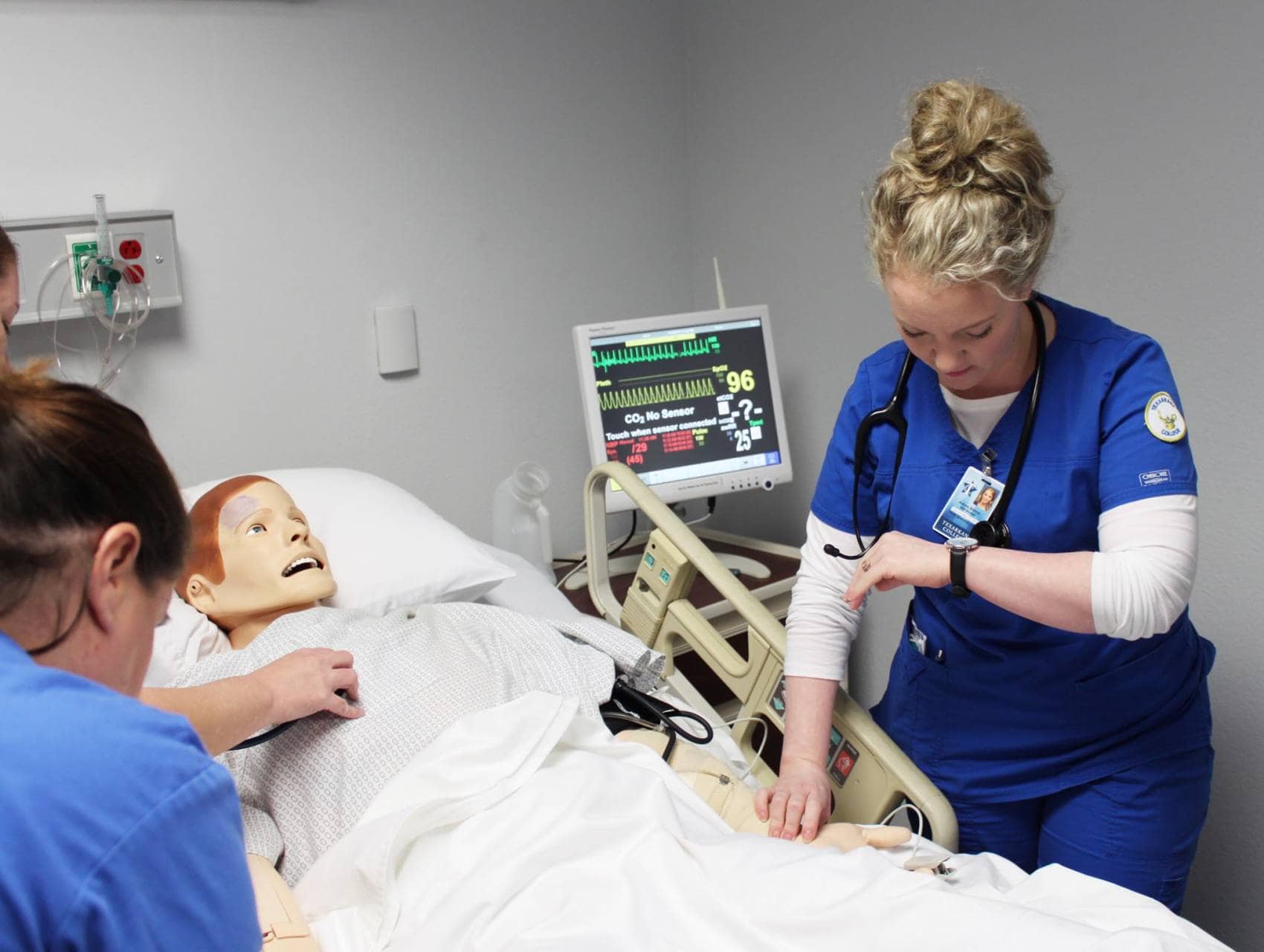 Nursing students in lab
